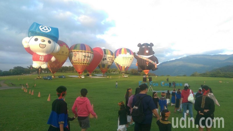 台東國際熱氣球嘉年華29日登場 光雕音樂會首次到綠島