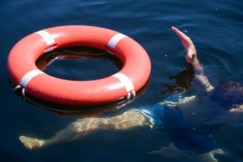 暑期溺斃意外增 戲水防溺5訣竅，讓你夏日消暑不擔心！