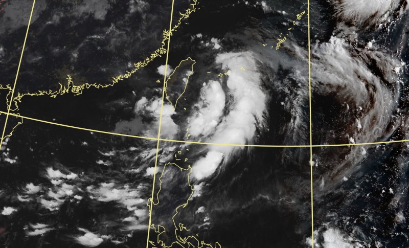 巴威颱風最快今生成防豪雨彈！發警報機率曝　恐變強颱？關鍵時間出爐