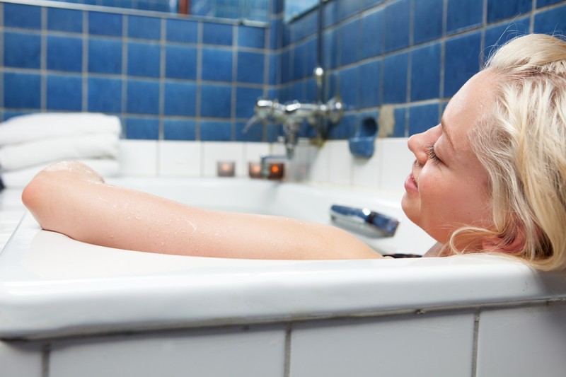 熱水澡和冷水澡哪個對健康比較好？研究實測結果揭曉