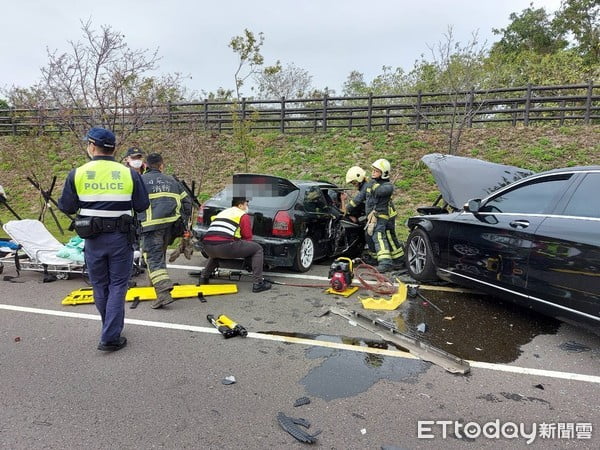 苗栗2死車禍「對撞前影片」曝光　19秒目擊高速逆向超車